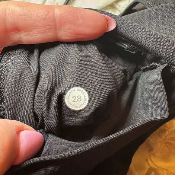 Lululemon ABC Pant Classic 30" *Warpstreme - Picture 12 of 12